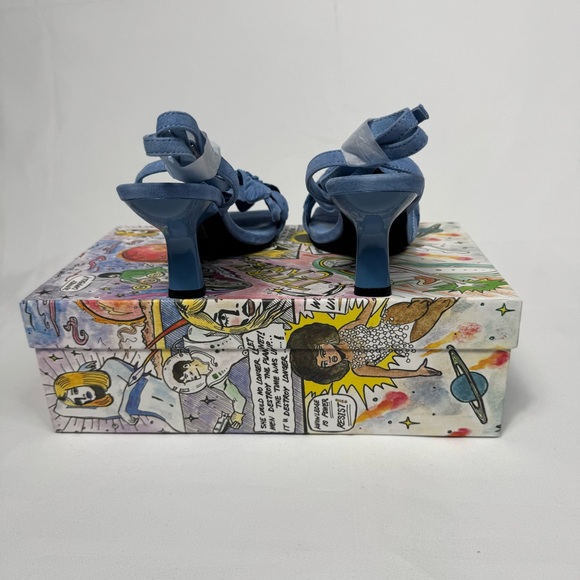 New Jeffrey Campbel Essence Kitten Heels Blue Suede Floral Anthro Womens - Picture 14 of 16